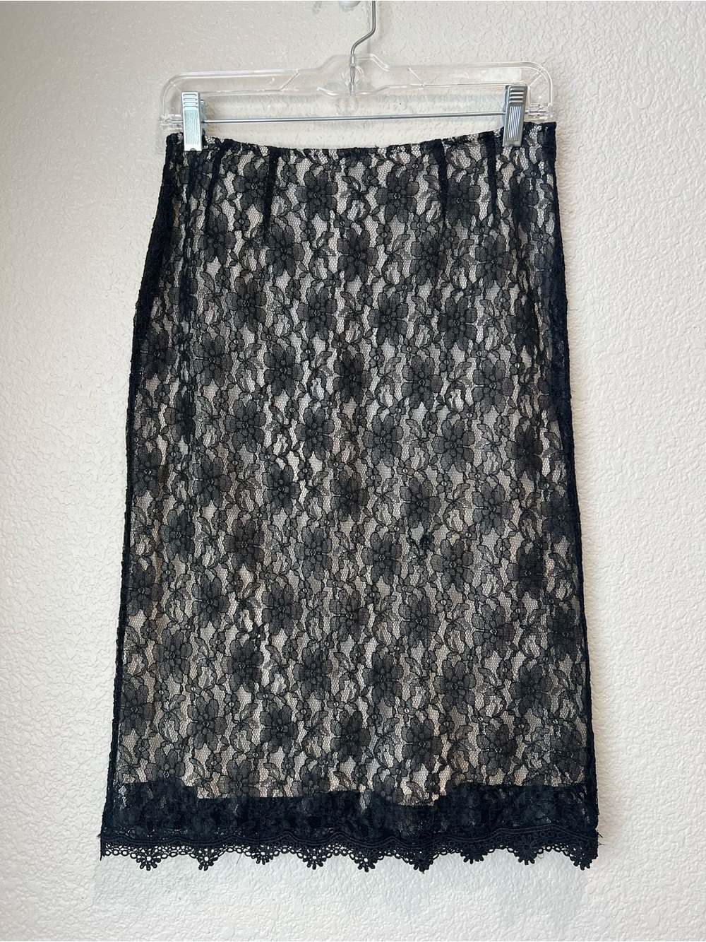 Boston Proper Black Lace Overlay Skirt, 6